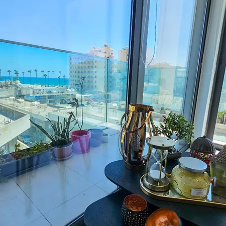 Seaview Business Hub Apartment Larnaca